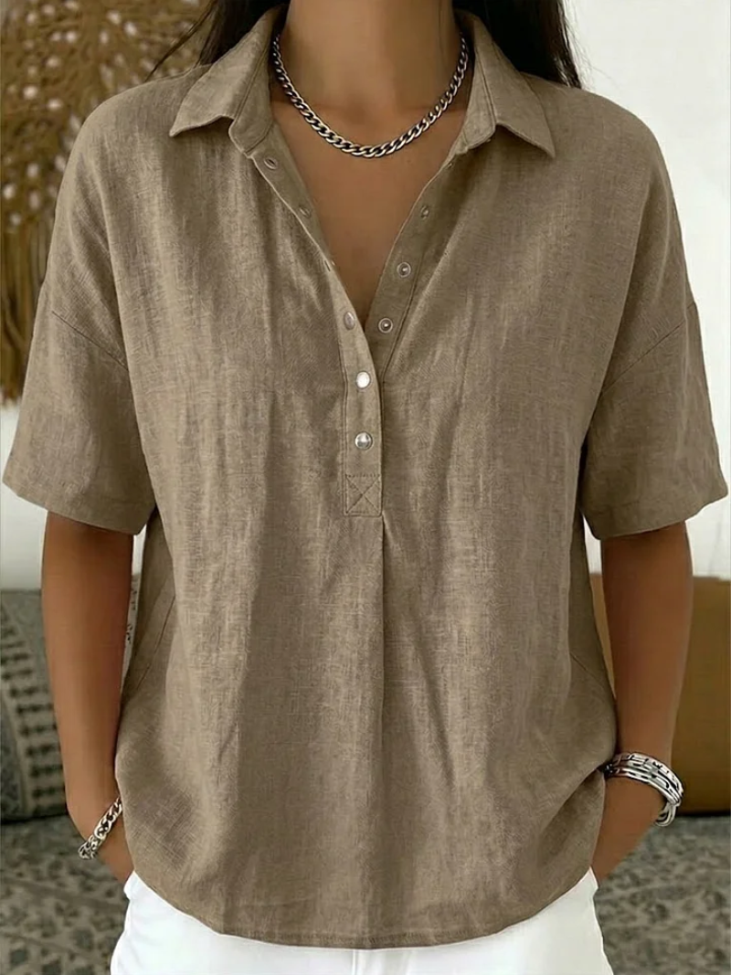 Camisa casual con cuello abotonado