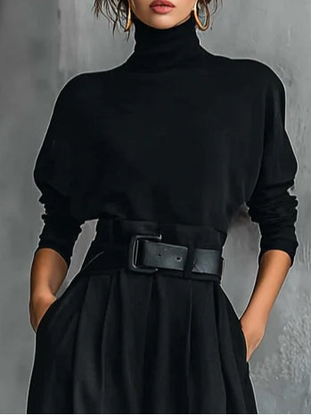 Conjunto de cuello alto con pantalón recto y cinturón