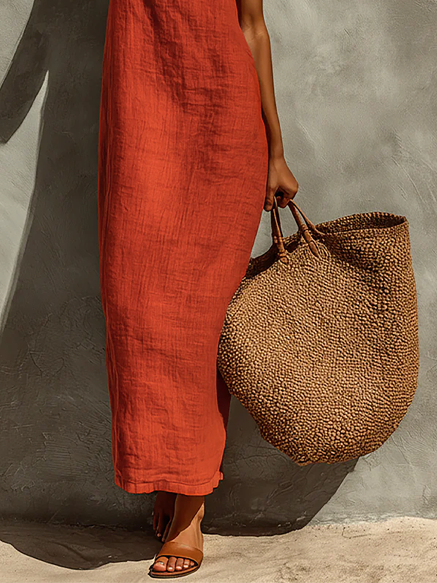 Vestido rojo de algodón con tirantes finos y escote cuadrado